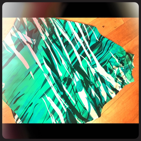 Kenneth Cole top - Picture 1 of 3